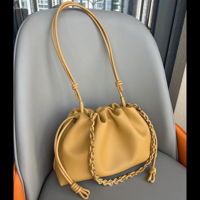 2025 New Chinese Messenger Women's Bag High Quality Flamenc * Purse Lucky Bag Drawstring Bag Soft Cowhide Cloud Bag