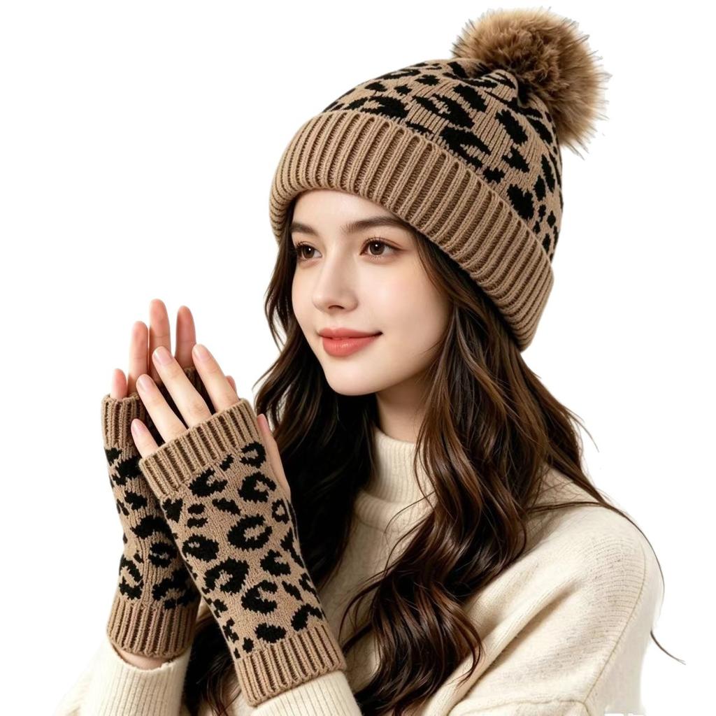 Autumn and winter leopard print knitted hat gloves two-piece set women's big hairball ear protection wool hat retro jacquard half-finger gloves
