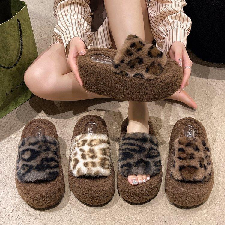 New sexy leopard print one-word fluffy slippers autumn and winter new thick-bottomed open-toed warm plush cotton slippers women