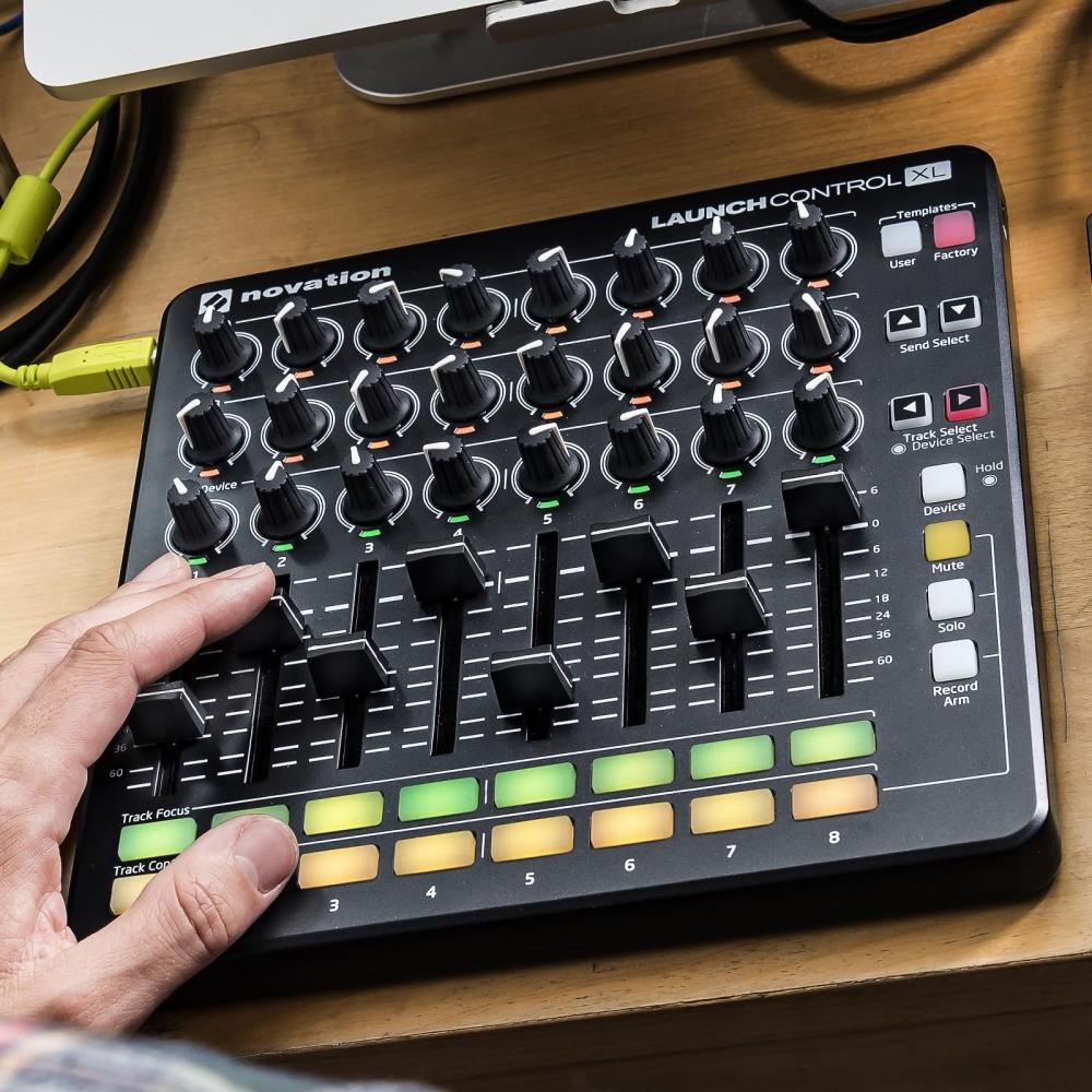 NOVATION MIDI controller LaunchControl XL MKII – įsigyti 