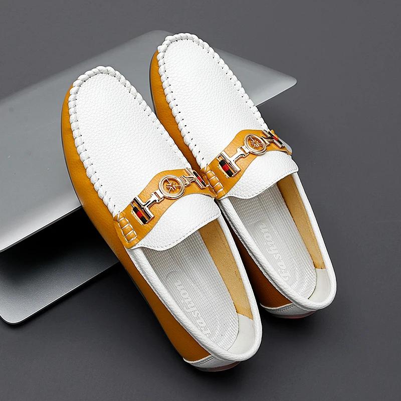 Modische Bequeme Leder Herren Freizeitschuhe Stilvolle Weiche Herren Slipper Elegante Mokassins Atmungsaktive Slip-on Herren Bootsschuhe Neue Kleider Ballerinas