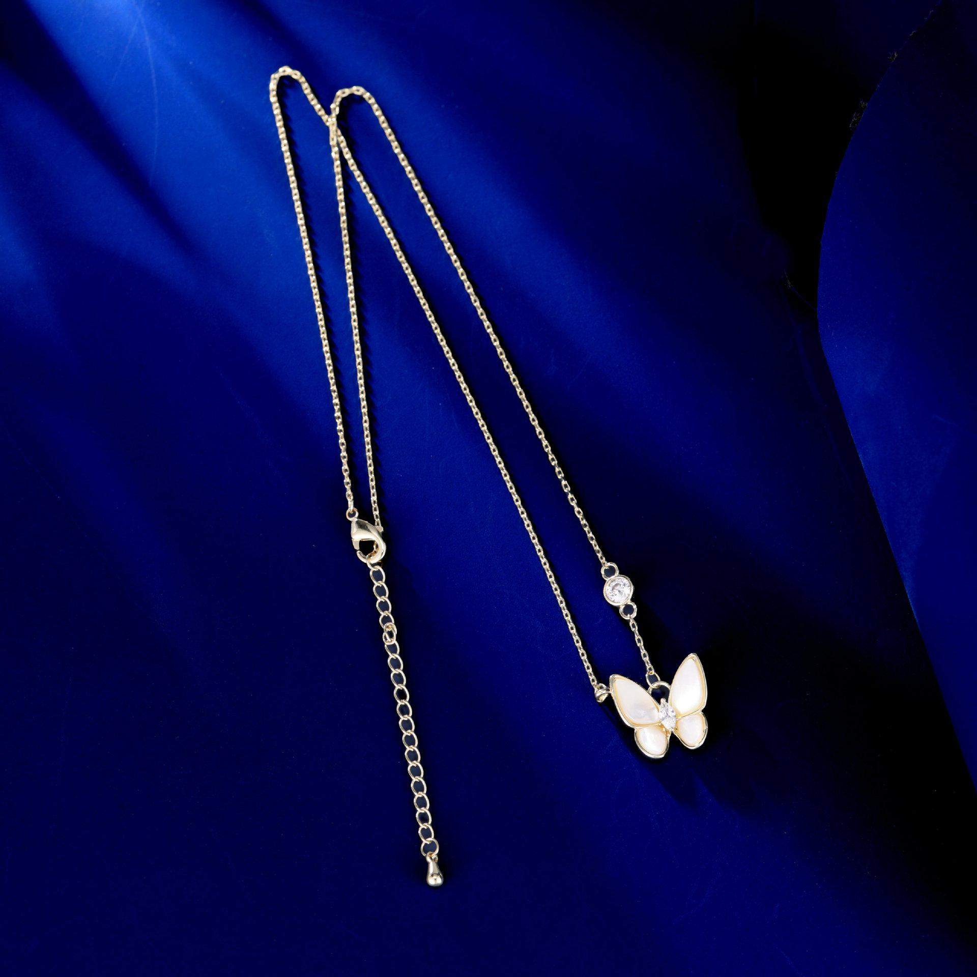 

Новое натуральное белое ожерелье-бабочка из рябчика, женский нишевый дизайн, высококачественные серьги-гвоздики в виде бабочки, комплект украшений в виде ключицы