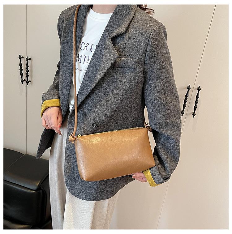 Tote Bag New Versatile Simple Commuting Bag Retro Fashion Armpit Bag Lazy Style Large Capacity Shoulder Bag