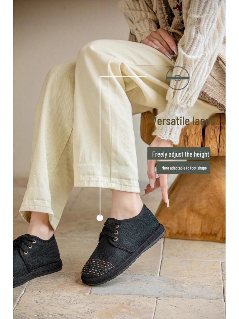 2025 New Year Women's Lace-Up Low-Top Wear-Resistant Comfort Shoes