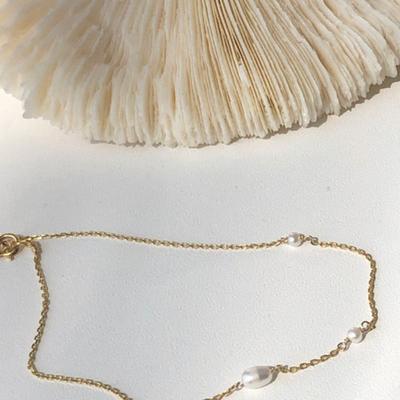 MOONHSU Gold Lily Pearl Anklets