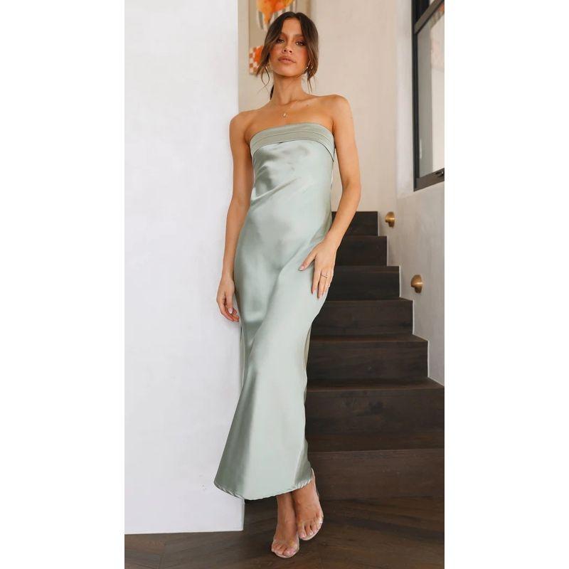 

2023 Темпераментное платье с открытой спиной и вырезами, платье-труба Blue Flowers L