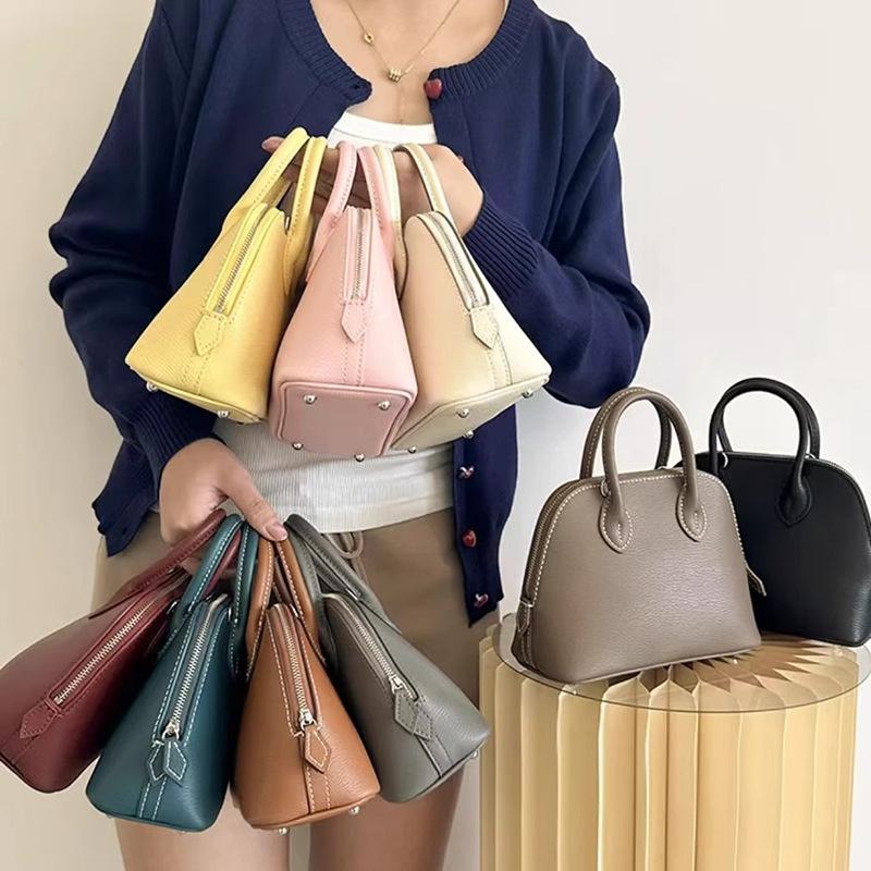 Cowhide Shell Bag, A Niche High-end Bowling Bag, A Mini Hand-held Single-shoulder Crossbody Women's Bag