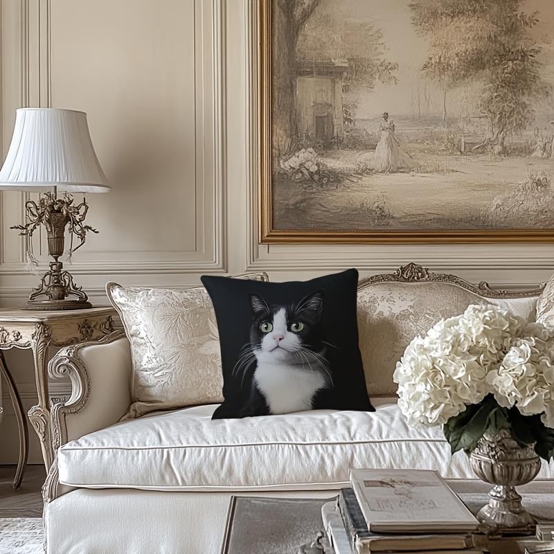 Cute Cat Pillowcase, High-Definition Black & White Kitty Design for Pet Lovers, Soft Cotton Cushion Cover with Adorable Style