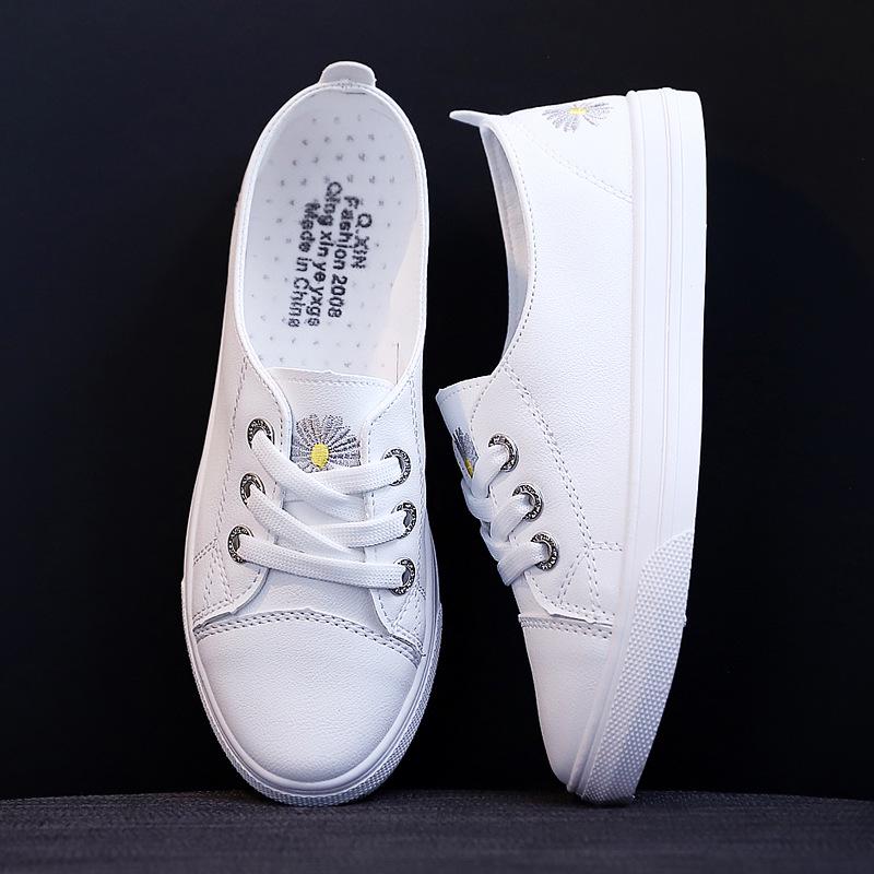 

Women s Lightweight White Slip-On Sneakers - Versatile & Trendy for Spring/Autumn 2025 38