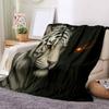 1 ks Flanelová deka s kresleným potiskem, Vysoce kvalitní, Pohodlná pro všechna roční období, Domácí dekorace, Teplo a pohodlí, Perfektní jako vánoční dárek k narozeninám