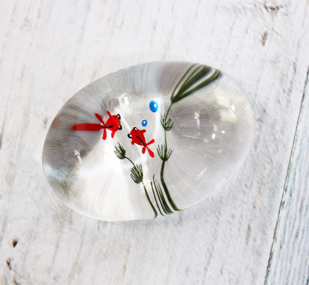 Craftsman House Glass Chopstick Rest (Goldfish)