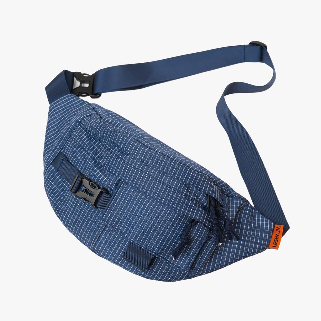 Outdoor functional breast bag, men's and women's commuting bag, large capacity and lightweight shoulder bag, simple leisure travel messenger bag