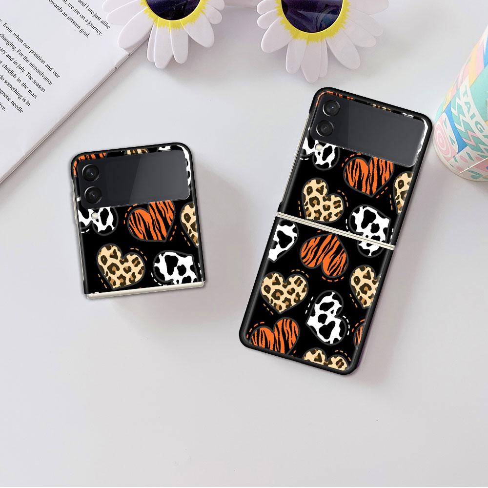 Luxushülle für Samsung Galaxy Z Flip 4 3 5G Schwarz PC Hart Handyhüllen Mode Rückseite ZFlip Funda Zebra Leopardenmuster Capa