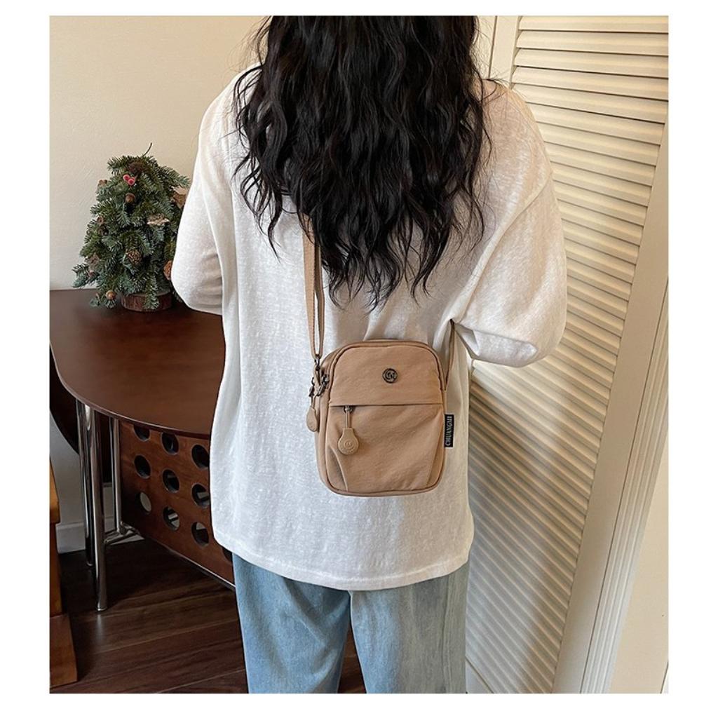 Xeie Thuk Crossbody Bag Women Nylon Multi Compartment Adjustable Strap Daily Commute