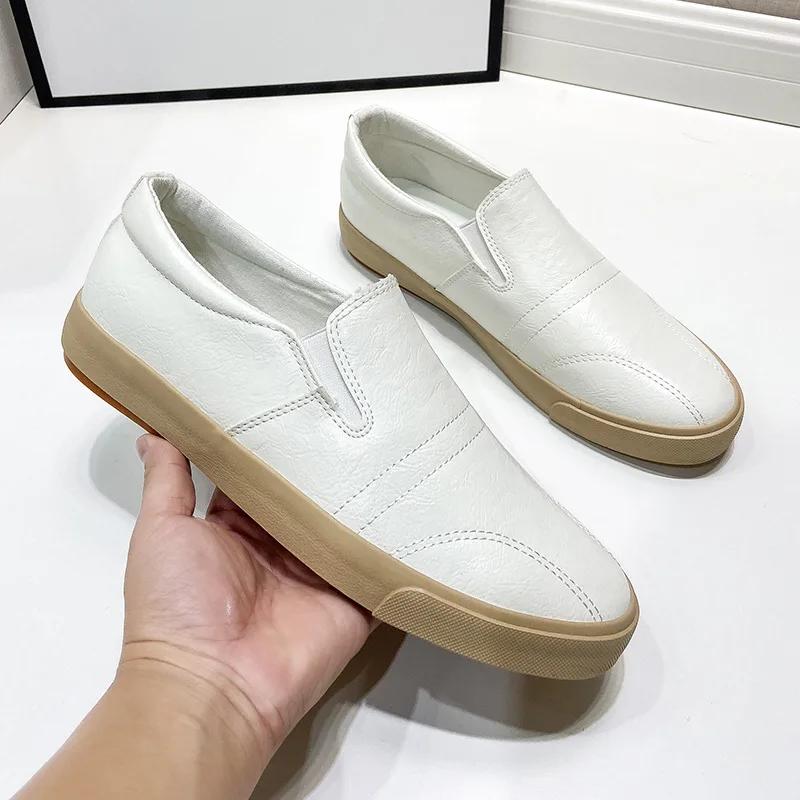 Men Leather Casual Shoes High Quality Slip On Men Loafers Comfortable Outdoor Flat Sneakers Retro Non Slip Men Walking Footwear