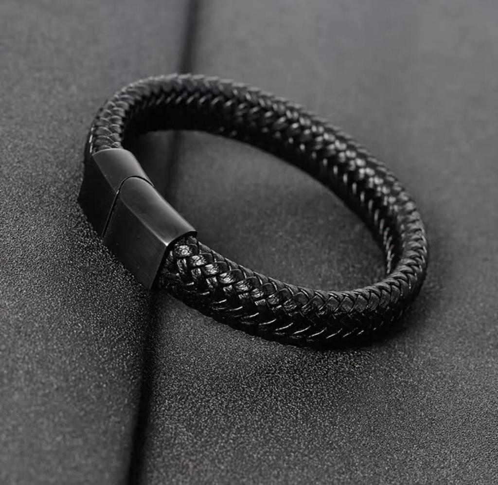 Czerwona skórzana pleciona bransoletka dla mężczyzn – Modny czerwony sznurek, prezent na Rok Benming, Rok Węża.