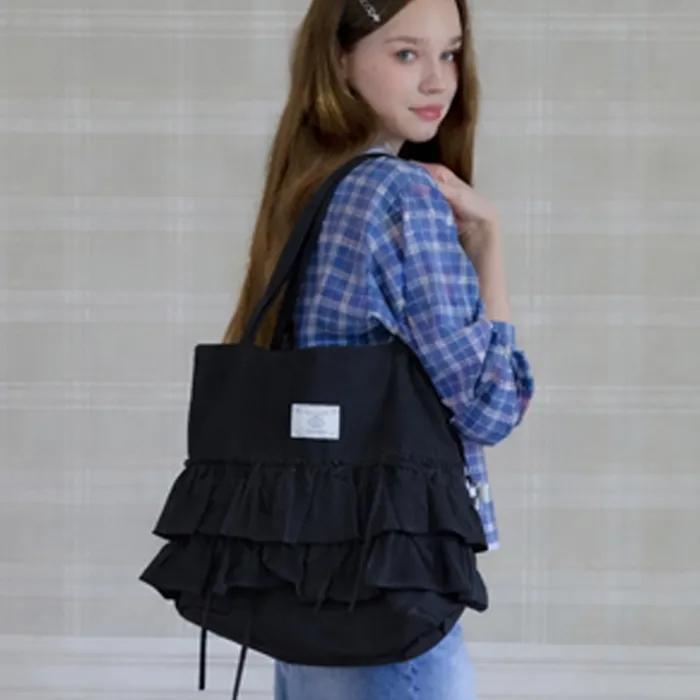 MELLOW FRILL TIERED TOTE BAG_BLACK