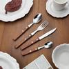 Besteckset aus 304 Edelstahl mit Rosenholzgriff: Messer, Gabel, Löffel, Teelöffel und Steakmesser.