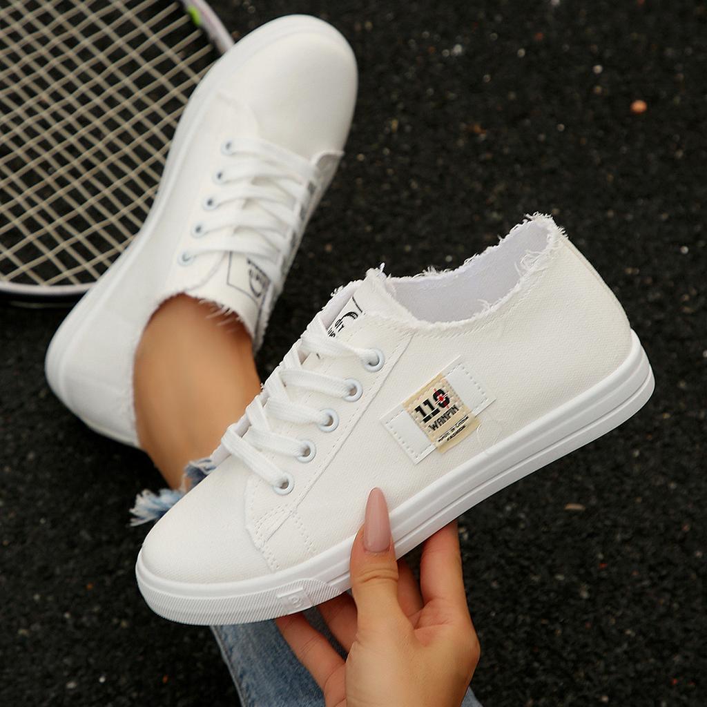 Little white shoes women's ins tide 2025 new spring and autumn canvas shoes students casual versatile flat bottom versatile niche