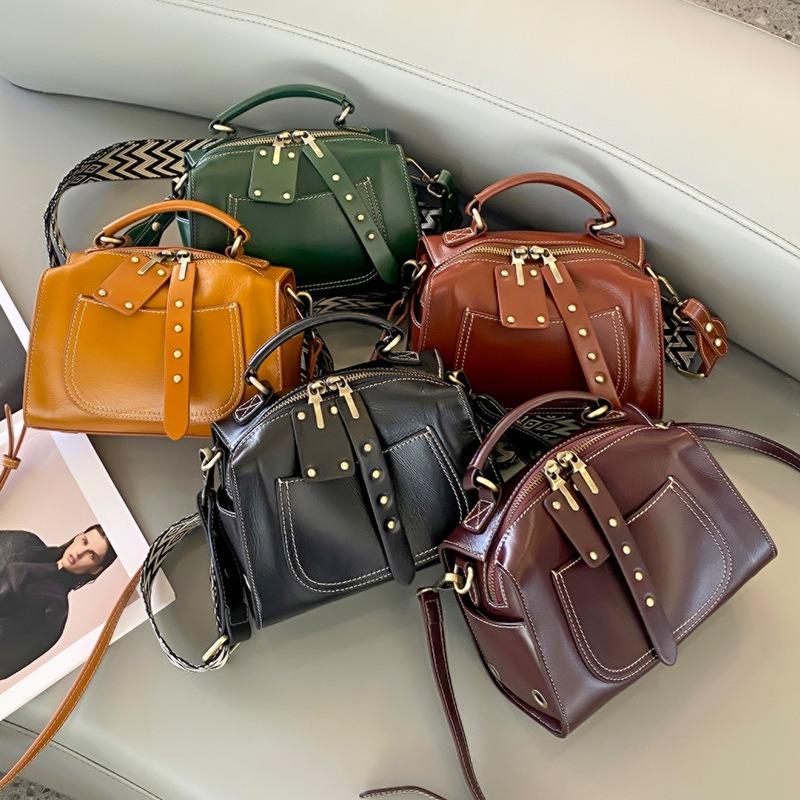 Leather women's bag light luxury niche high-end sense retro atmospheric handbag new fashion versatile shoulder bag
