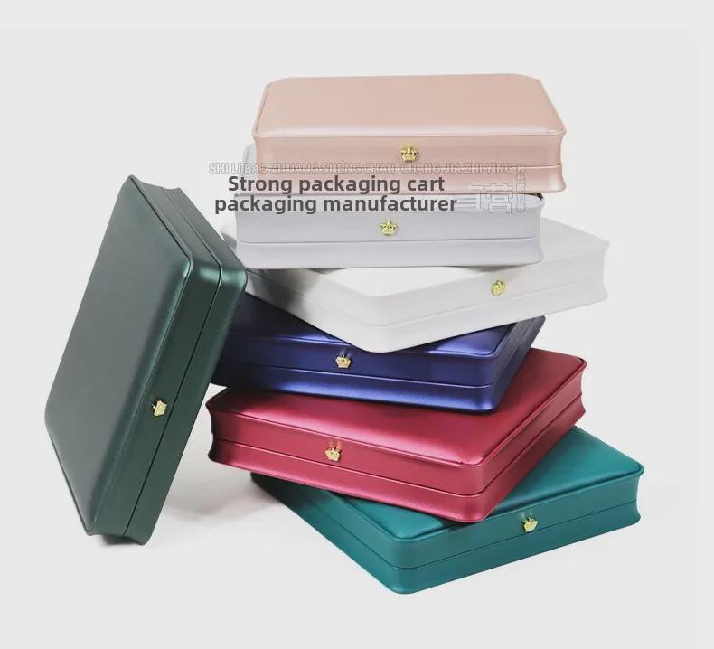 Elegant Pearl Necklace and Jewelry Gift Box Set with Rounded Crown Design