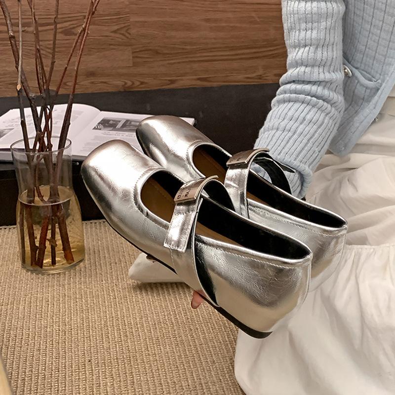 Fashion Temperament Black Inner Height Increase Shallow Mouth Flat Sole Shoes Women's 2025 New Spring Square Head French Mary Jane Shoes