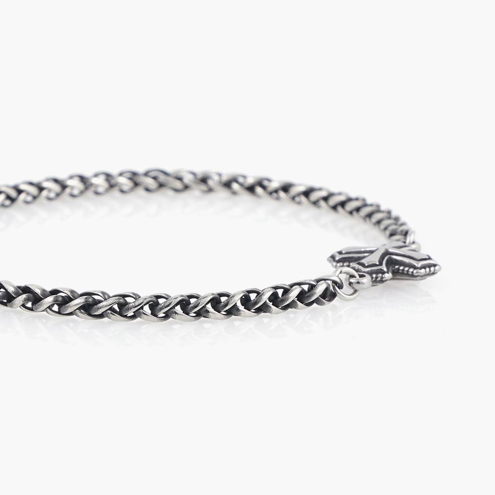 Jbans Classic Antique Twist Regular Cross Pendant Chain Bracelet (C2501Ac1215_Sv)