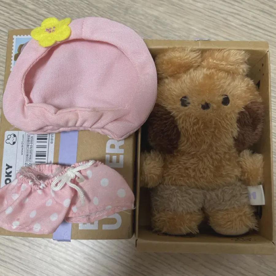 

Минни Чонгук продает кукол