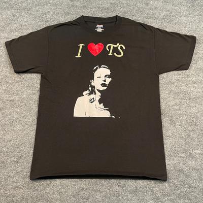 Hanes Beefy-T Ich liebe Taylor-Swift Shirt Medium 19x27 Schwarz