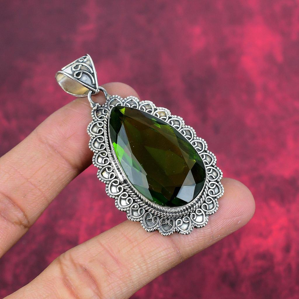 Bijuterii din piatră prețioasă cu pandantiv peridot, pandantiv din argint solid 925, bijuterii realizate manual pandantiv din piatră de naștere, cadou pentru el