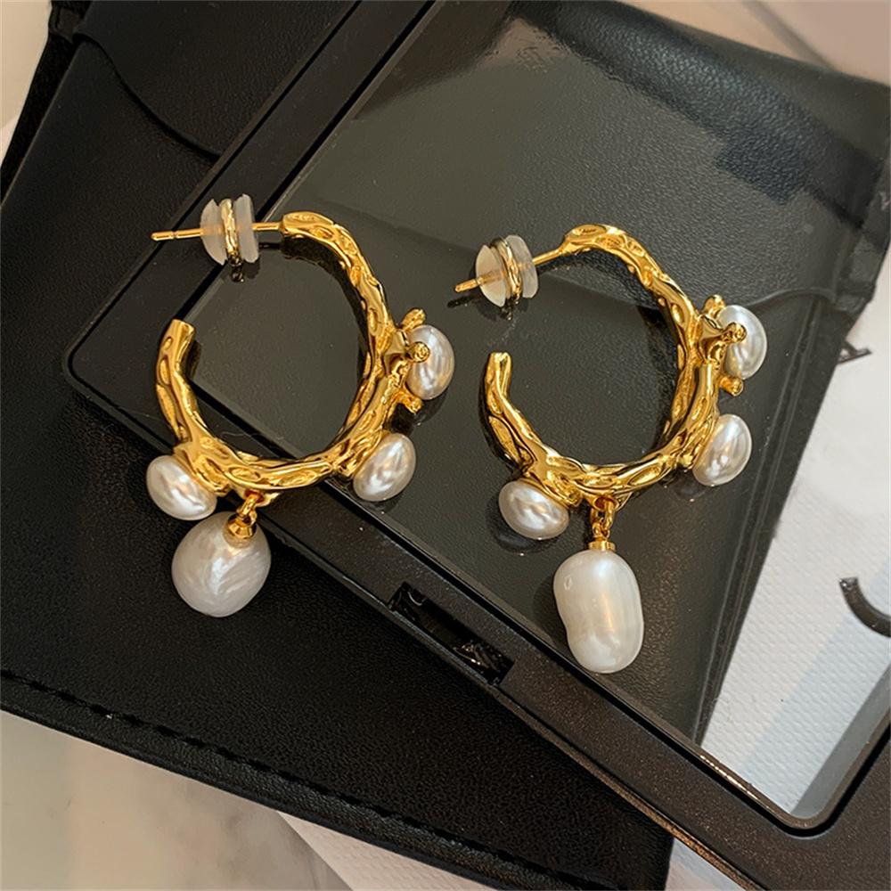 Hair Accessories Retro Imitation Baroque Pearl Stud Earrings Gold Color Alloy Irregular Earrings For Women Simple Jewelry Gift