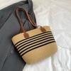 Woven Straw Bag Women's Large Capacity 2025 New Summer Versatile Shoulder Bag Textured Commuter Seaside Beach Bag