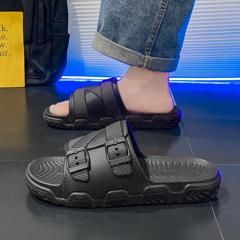 Summer new slippers men's cool slippers indoor bathroom one-word drag breathable outside wearing beach drag casual shoes men