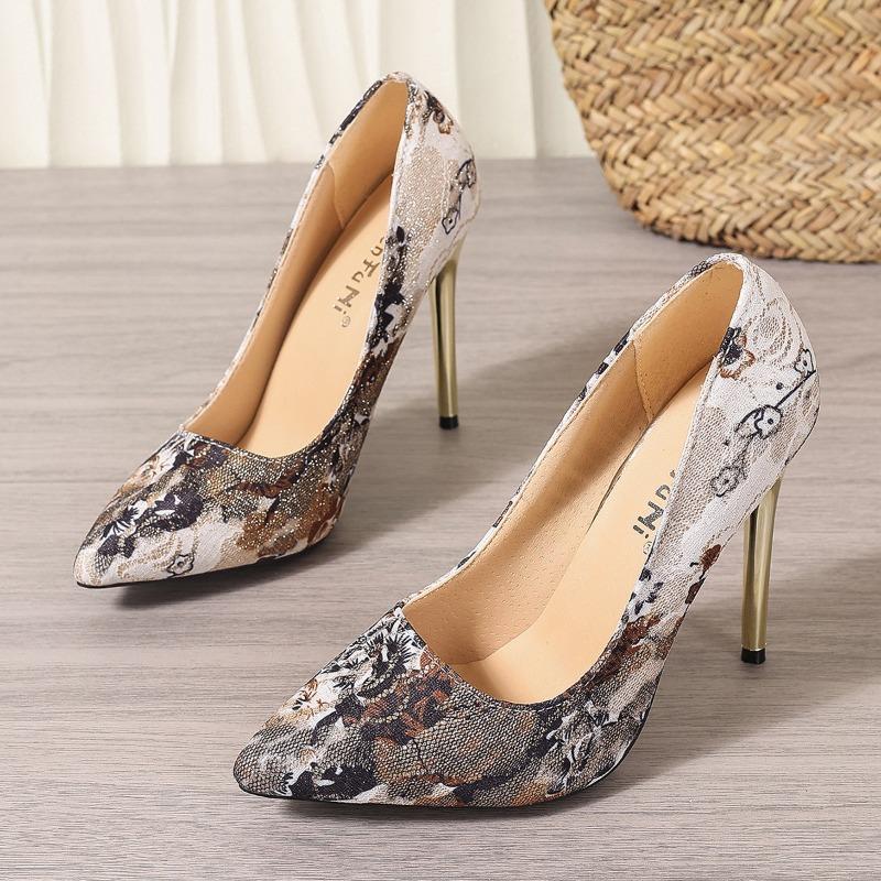 Fashion Women Pumps Casual Ladies High Heels Shoes Fashion Slip On Pointed Toe Party Zapatos De Vestir Mujer Classic Embroidery Flower
