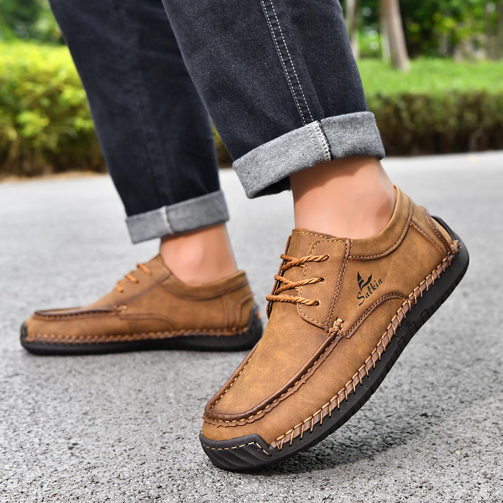 Men's Hand Stitched Casual Leather Shoes Vintage Lace Up Wide Toe Soft Sole Breathable Loafers British Style Driving Shoes
