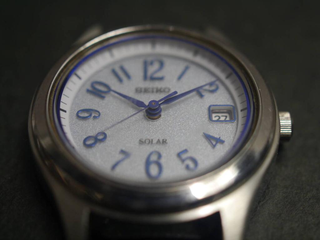 SEIKO SOLAR Date Watch ad996 3-hand V182-0AE0 Women's