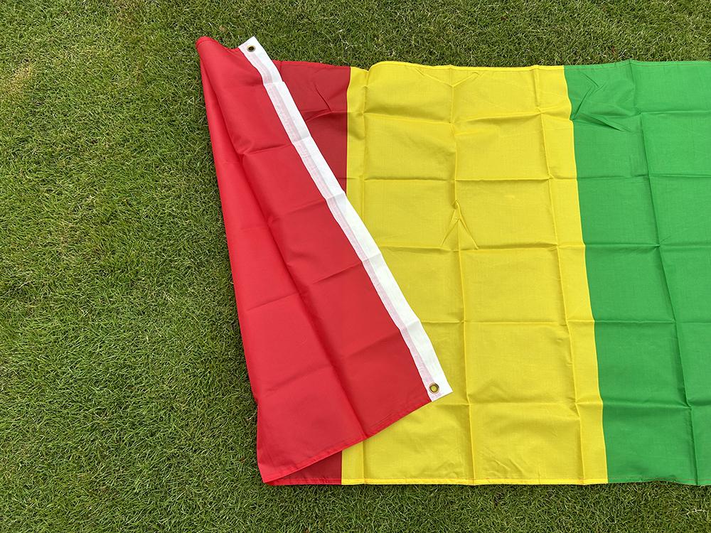 SKY FLAG Bandiera della Guinea 3x5 piedi 90*150 cm Poliestere Appeso Bandiera Nazionale della Guinea Africa per Pubblicità Decorazione Casa Stendardo