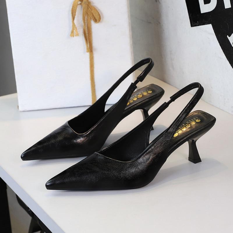 Fashion European And American Style Banquet High Heels Leopard Print Thin Heel Hollow Pointed Toe Single Shoes Tripping Temperament
