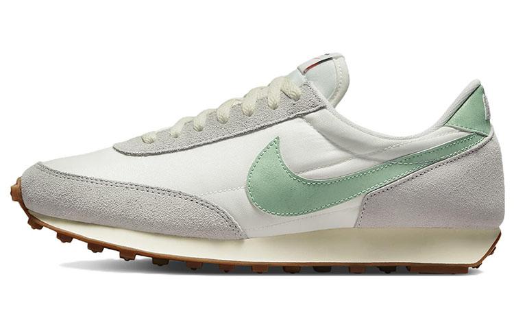 Nike Daybreak Se Enamel Green Women s DX5764-131 35.5