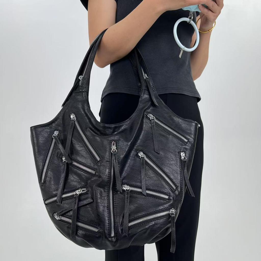 Ladies Hottie Shoulder Bag Multi-Pocket Zipper Maillard Crossbody Bag