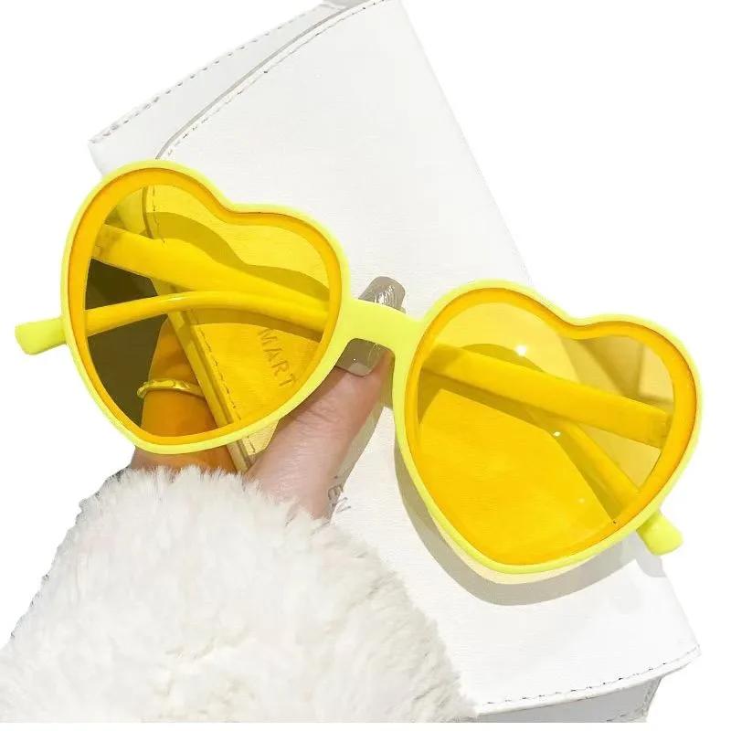 Peach Heart Sunglasses Women Big Frame Fashion Cute Sexy Retro Cat Eye Vintage Glasses Uv400 Unisex Eyewear Wedding Party Decor