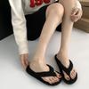 Internet Celebrity Explosion Super Fire Toe Thick Bottom Fluffy Flip-flops Women's 2025 New Autumn and Winter Wear Light Cotton Slippers