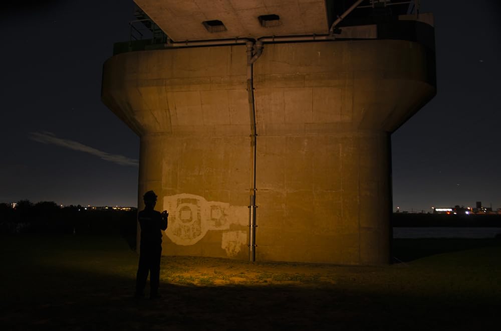 GENTOS LED Work Light, USB Rechargeable, 350 Lumens, 3 Hours of Use, Splash-Proof, Requires Dedicated Rechargeable Battery, SG by GENTOS SGWL-03R