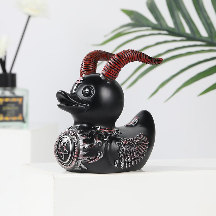 Dark Gothic Duck Sculpture - Satanic Resin Art Statue for Punk Home Decor, Witch Altar & Halloween Decoration
