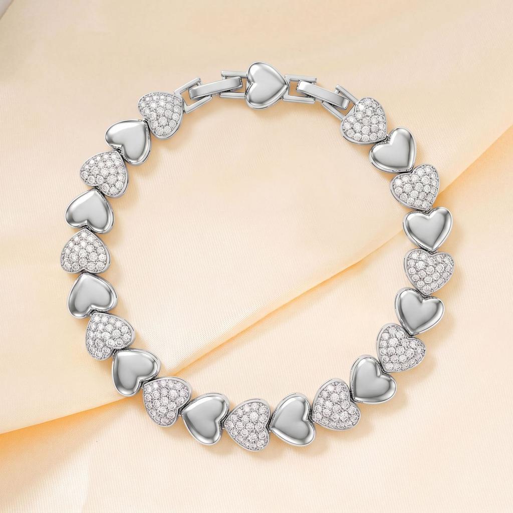 Trendy Heart-shaped Brass Zircon Decor Bracelet with Stainless Steel Chain Elegant Daily Ladies Bling Hand Jewelry