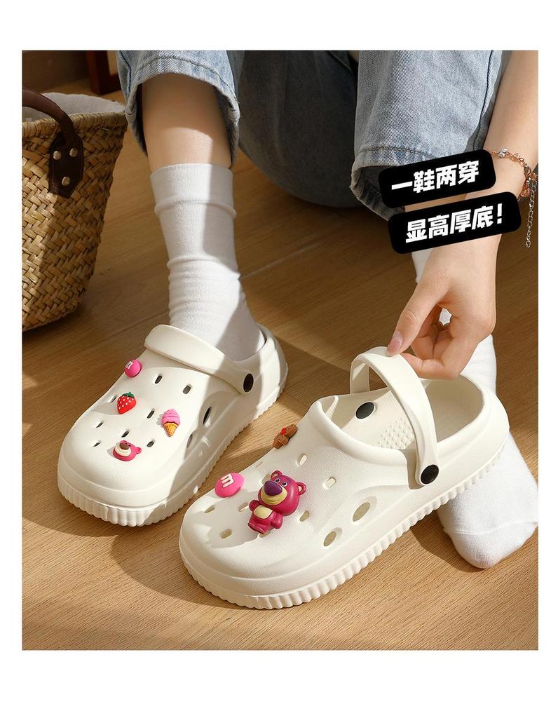 Crocs Women's Fashion Slip-Resistant Sandals with Soft Soles, Breathable, Versatile Two-Wear, Closed-Toe Design.