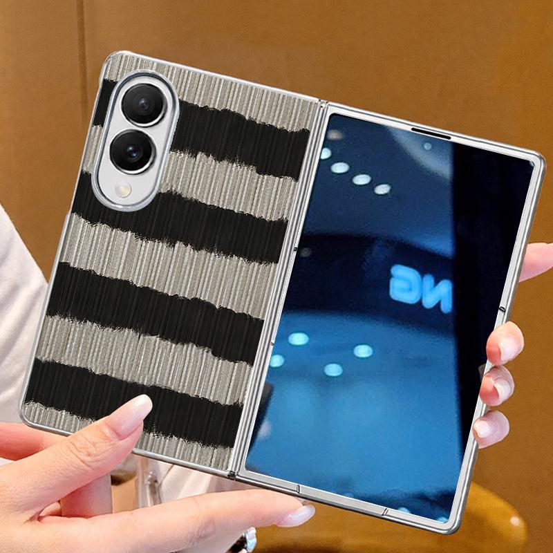 Fashion Striped Duck Heart Case For Samsung Galaxy Z Fold 8 Ultra 7 6 5 4 Z Fold8 Fold7 Fold6 Fold5 Luxury Plating Leather Skin Phone Cover