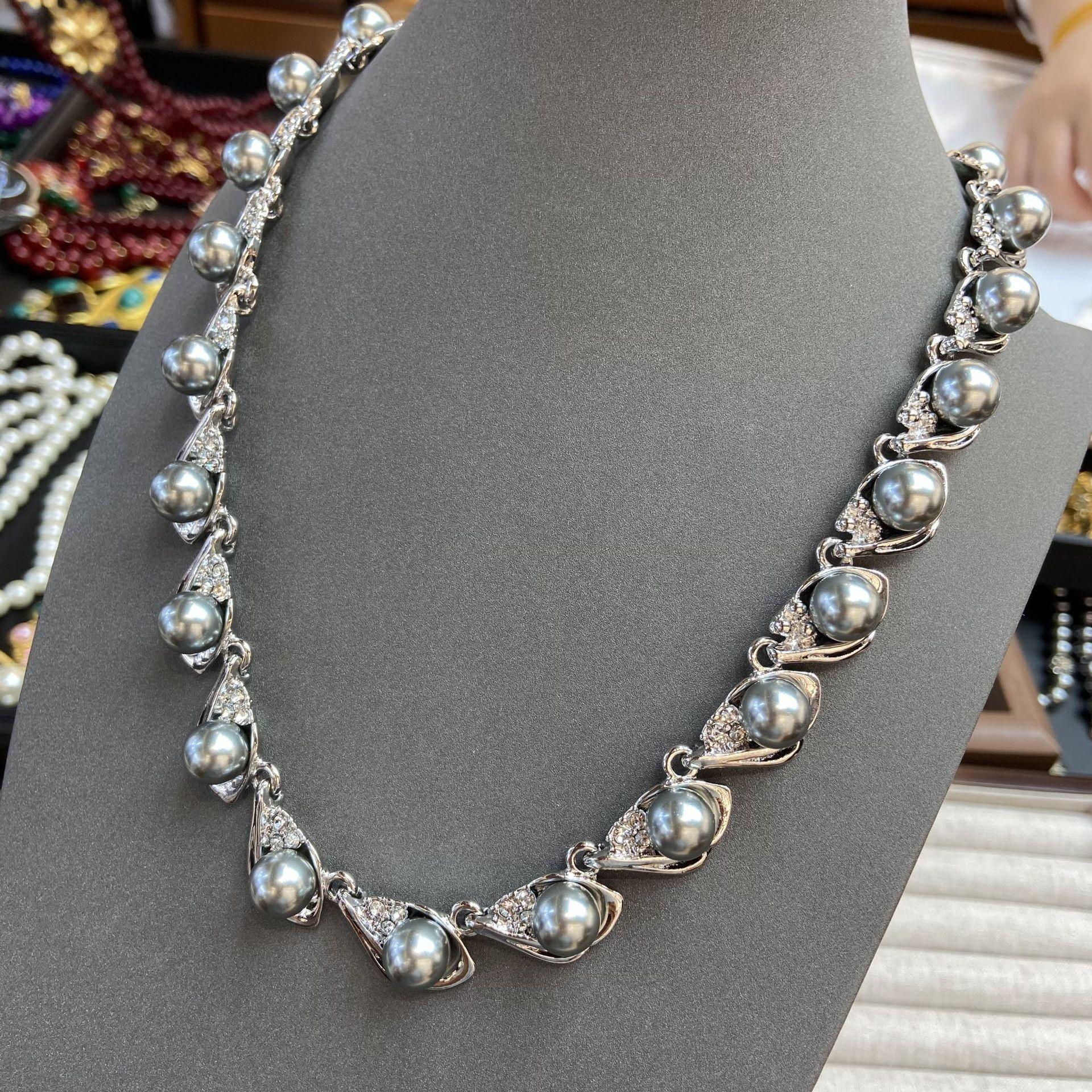 

Grey Necklace, Water Drop Zircon Stacked Neck Chain, Tide Brand, Advanced Original Design Choker Collarbone Chain.