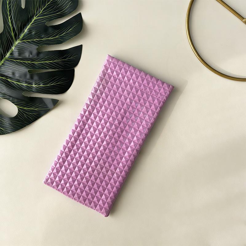 Fashionable Pop-up Glasses Bag with Automatic Closure - A Soft and Portable Women's Glasses Case