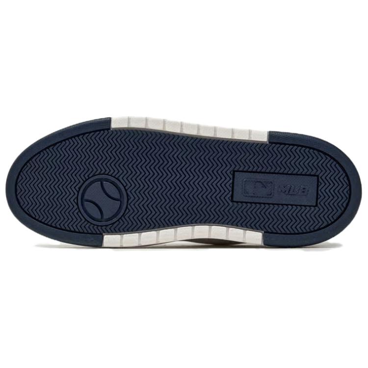 MLB New York Yankees Synthetic Leather Casual Fashion Retro Trendy Eye-Catching Classic Side Logo Low-Top Sneakers Unisex sneakers 3ASXM056N-50NYS